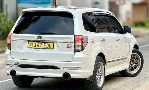 Nunua Ilio tumika Subaru Forester Nyeupe Gari ndani ya Dar es Salaam nchini Dar es Salaam Nunua Ilio tumika Subaru Forester Nyeupe Gari ndani ya Dar es Salaam nchini Dar es Salaam