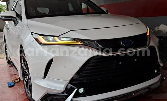 Buy New Toyota Harrier White Car in Dar es Salaam in Dar es Salaam