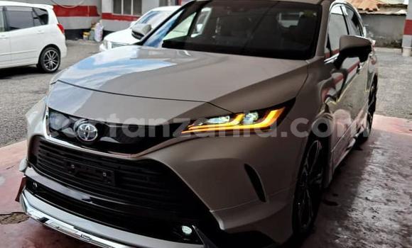Buy New Toyota Harrier White Car in Dar es Salaam in Dar es Salaam Buy New Toyota Harrier White Car in Dar es Salaam in Dar es Salaam