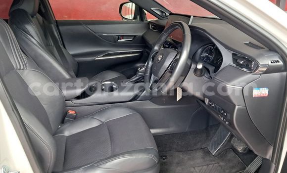 Buy New Toyota Harrier White Car in Dar es Salaam in Dar es Salaam Buy New Toyota Harrier White Car in Dar es Salaam in Dar es Salaam