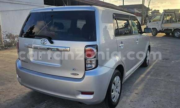 Nunua Ilio tumika Toyota Corolla Rumion Nyingine Gari ndani ya Dar es Salaam nchini Dar es Salaam Nunua Ilio tumika Toyota Corolla Rumion Nyingine Gari ndani ya Dar es Salaam nchini Dar es Salaam