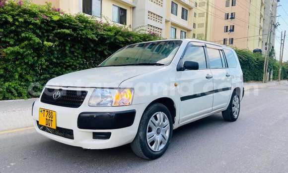 Buy Used Toyota Probox White Car in Dar es Salaam in Dar es Salaam