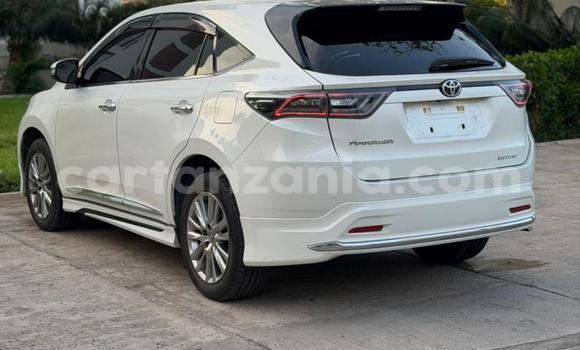 Nunua Mpya Toyota Harrier Nyeupe Gari ndani ya Dar es Salaam nchini Dar es Salaam Nunua Mpya Toyota Harrier Nyeupe Gari ndani ya Dar es Salaam nchini Dar es Salaam