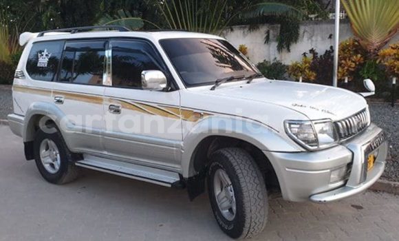 Buy Used Toyota Land Cruiser Prado White Car in Dar es Salaam in Dar es Salaam Buy Used Toyota Land Cruiser Prado White Car in Dar es Salaam in Dar es Salaam