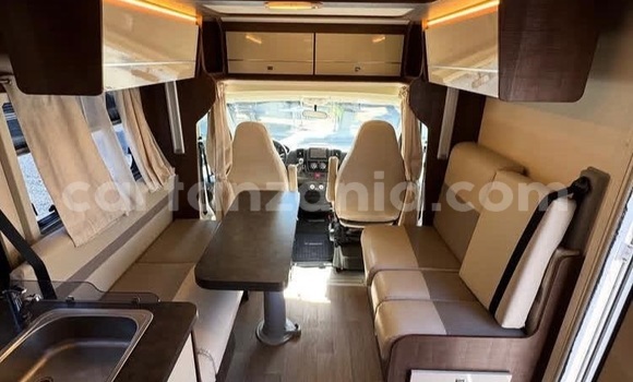 Nunua Ilio tumika Fiat 900T Nyeupe Gari ndani ya Dar es Salaam nchini Dar es Salaam Nunua Ilio tumika Fiat 900T Nyeupe Gari ndani ya Dar es Salaam nchini Dar es Salaam