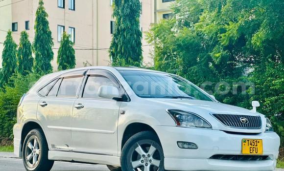 Buy New Toyota Harrier White Car in Dar es Salaam in Dar es Salaam Buy New Toyota Harrier White Car in Dar es Salaam in Dar es Salaam