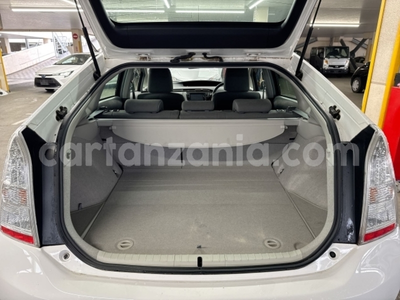 Big with watermark toyota prius dar es salaam dar es salaam 32349