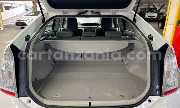 Buy Import Toyota Prius White Car in Dar es Salaam in Dar es Salaam Buy Import Toyota Prius White Car in Dar es Salaam in Dar es Salaam