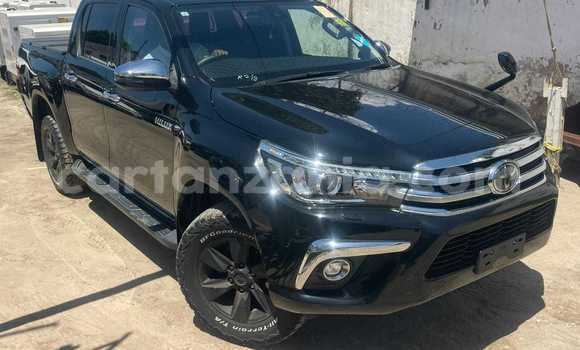 Nunua Mpya Toyota Hilux Nyeusi Gari ndani ya Dar es Salaam nchini Dar es Salaam