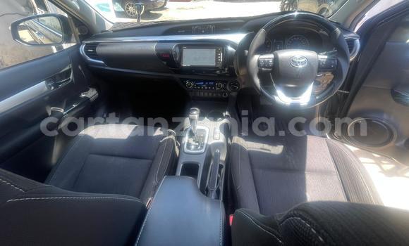 Nunua Mpya Toyota Hilux Nyeusi Gari ndani ya Dar es Salaam nchini Dar es Salaam Nunua Mpya Toyota Hilux Nyeusi Gari ndani ya Dar es Salaam nchini Dar es Salaam