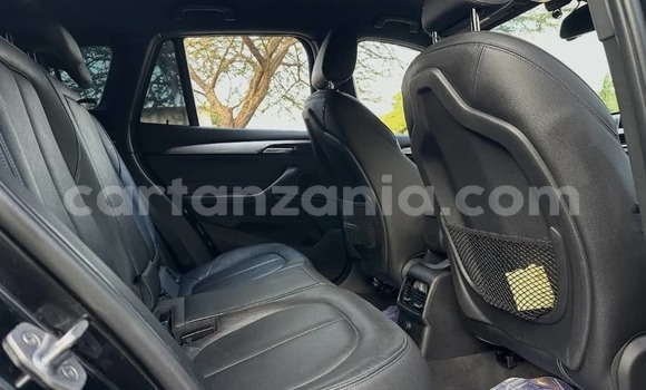 Nunua Ilio tumika BMW X1 Nyeusi Gari ndani ya Dar es Salaam nchini Dar es Salaam Nunua Ilio tumika BMW X1 Nyeusi Gari ndani ya Dar es Salaam nchini Dar es Salaam