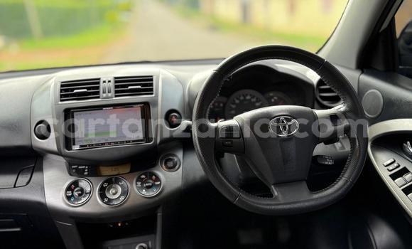 Nunua Mpya Toyota Vanguard Nyeupe Gari ndani ya Dar es Salaam nchini Dar es Salaam Nunua Mpya Toyota Vanguard Nyeupe Gari ndani ya Dar es Salaam nchini Dar es Salaam
