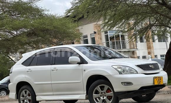 Buy Used Toyota Harrier White Car in Ilala in Dar es Salaam Buy Used Toyota Harrier White Car in Ilala in Dar es Salaam
