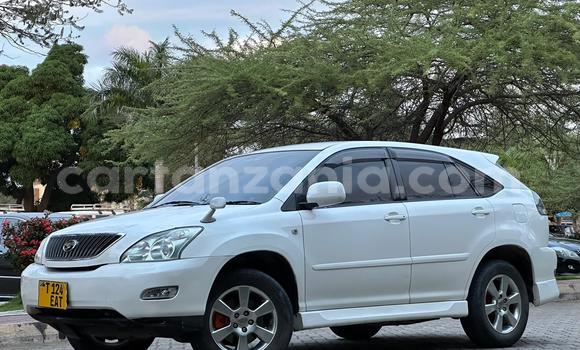 Buy Used Toyota Harrier White Car in Ilala in Dar es Salaam Buy Used Toyota Harrier White Car in Ilala in Dar es Salaam