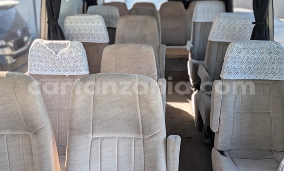 Nunua Mpya Toyota Coaster Fedha Gari ndani ya Dar es Salaam nchini Dar es Salaam Nunua Mpya Toyota Coaster Fedha Gari ndani ya Dar es Salaam nchini Dar es Salaam