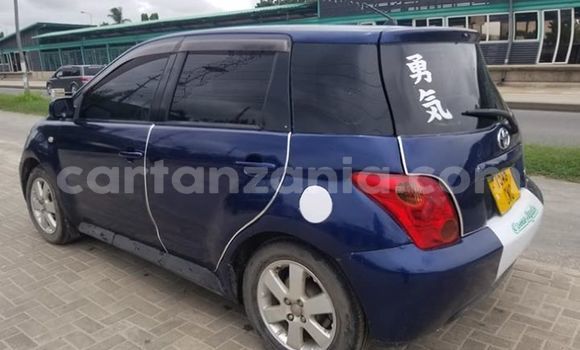 Buy Used Toyota IST Blue Car in Dar es Salaam in Dar es Salaam Buy Used Toyota IST Blue Car in Dar es Salaam in Dar es Salaam