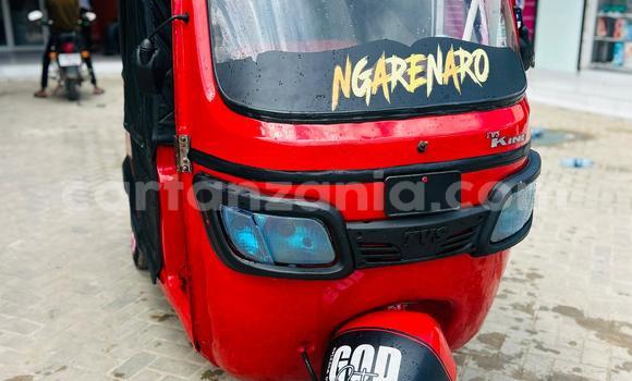 Nunua Ilio tumika TVS HLX125 Nyekundu Bike ndani ya Dar es Salaam nchini Dar es Salaam Nunua Ilio tumika TVS HLX125 Nyekundu Bike ndani ya Dar es Salaam nchini Dar es Salaam