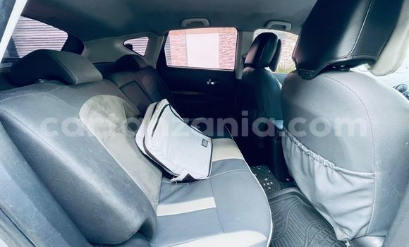 Nunua Ilio tumika Nissan Dualis Fedha Gari ndani ya Dar es Salaam nchini Dar es Salaam Nunua Ilio tumika Nissan Dualis Fedha Gari ndani ya Dar es Salaam nchini Dar es Salaam