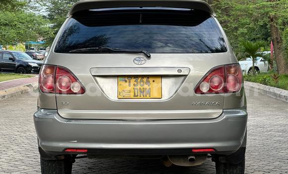 Buy Used Toyota Harrier Silver Car in Dar es Salaam in Dar es Salaam