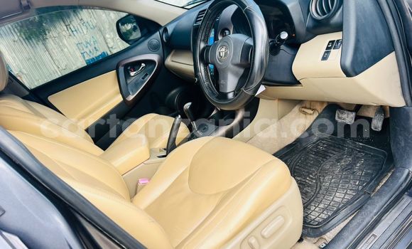 Nunua Ilio tumika Toyota Vanguard Nyingine Gari ndani ya Dar es Salaam nchini Dar es Salaam Nunua Ilio tumika Toyota Vanguard Nyingine Gari ndani ya Dar es Salaam nchini Dar es Salaam