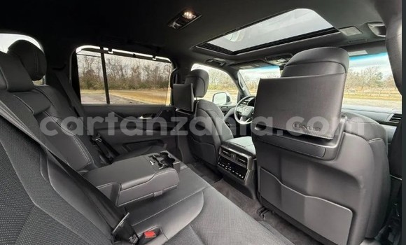 Nunua Ilio tumika Lexus LX Nyeupe Gari ndani ya Bukombe nchini Geita Nunua Ilio tumika Lexus LX Nyeupe Gari ndani ya Bukombe nchini Geita