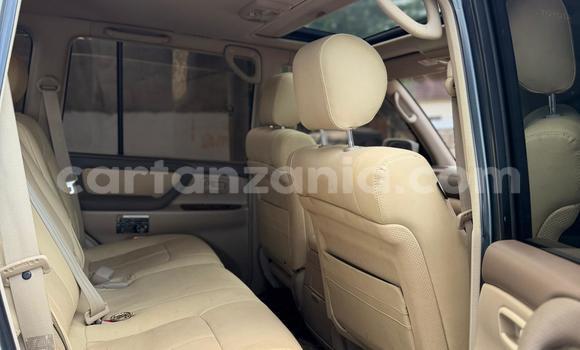 Nunua Ilio tumika Toyota Land Cruiser Nyeupe Gari ndani ya Dar es Salaam nchini Dar es Salaam Nunua Ilio tumika Toyota Land Cruiser Nyeupe Gari ndani ya Dar es Salaam nchini Dar es Salaam
