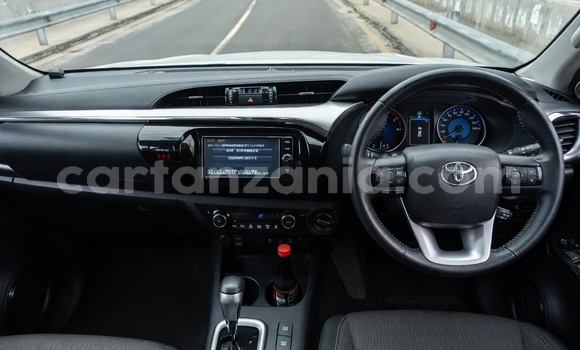 Nunua Mpya Toyota Hiluxe VIGO Nyeupe Gari ndani ya Dar es Salaam nchini Dar es Salaam Nunua Mpya Toyota Hiluxe VIGO Nyeupe Gari ndani ya Dar es Salaam nchini Dar es Salaam
