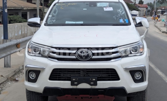 Nunua Mpya Toyota Hiluxe VIGO Nyeupe Gari ndani ya Dar es Salaam nchini Dar es Salaam Nunua Mpya Toyota Hiluxe VIGO Nyeupe Gari ndani ya Dar es Salaam nchini Dar es Salaam