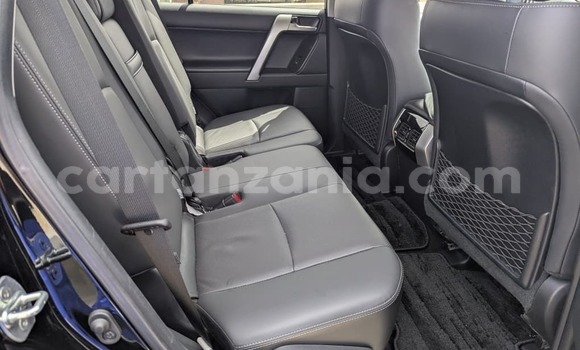 Nunua Mpya Toyota Land Cruiser Prado Nyeusi Gari ndani ya Dar es Salaam nchini Dar es Salaam Nunua Mpya Toyota Land Cruiser Prado Nyeusi Gari ndani ya Dar es Salaam nchini Dar es Salaam