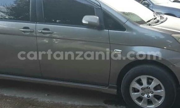 Buy Used Toyota ISis Other Car in Dar es Salaam in Dar es Salaam Buy Used Toyota ISis Other Car in Dar es Salaam in Dar es Salaam