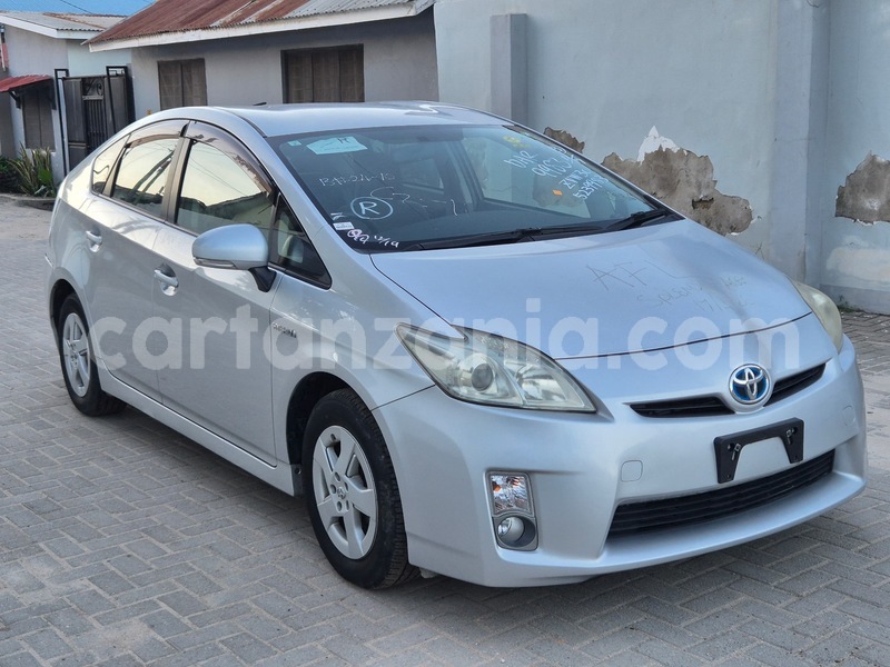 Big with watermark toyota prius dar es salaam dar es salaam 32468