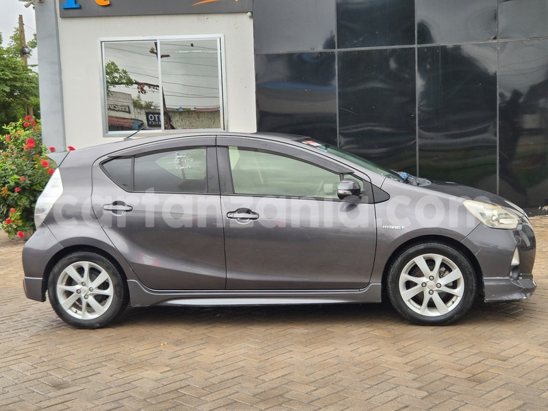 Big with watermark toyota aqua dar es salaam dar es salaam 32473
