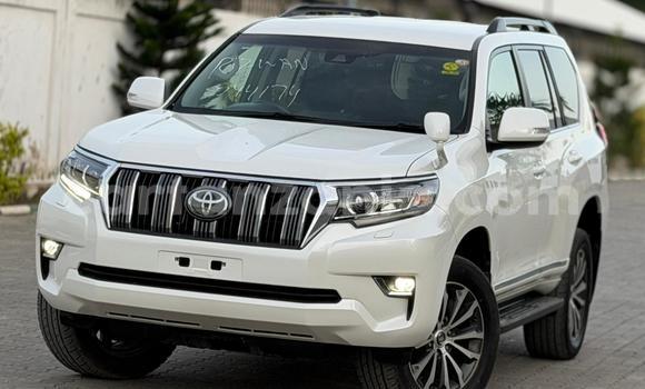Buy Used Toyota Prado White Car in Dar es Salaam in Dar es Salaam Buy Used Toyota Prado White Car in Dar es Salaam in Dar es Salaam