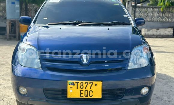 Buy Used Toyota IST Blue Car in Dar es Salaam in Dar es Salaam