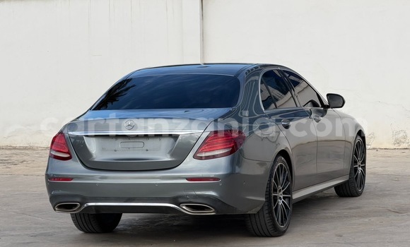 Nunua Imported Mercedes‒Benz E–Class Nyingine Gari ndani ya Dar es Salaam nchini Dar es Salaam Nunua Imported Mercedes‒Benz E–Class Nyingine Gari ndani ya Dar es Salaam nchini Dar es Salaam