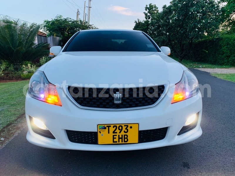 Big with watermark toyota crown dar es salaam dar es salaam 32507