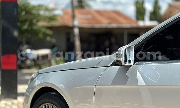 Nunua Ilio tumika Mercedes‒Benz E–Class Fedha Gari ndani ya Dar es Salaam nchini Dar es Salaam Nunua Ilio tumika Mercedes‒Benz E–Class Fedha Gari ndani ya Dar es Salaam nchini Dar es Salaam