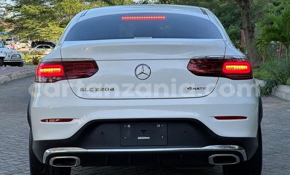 Nunua Imported Mercedes‒Benz GLC Coupe Nyeupe Gari ndani ya Dar es Salaam nchini Dar es Salaam Nunua Imported Mercedes‒Benz GLC Coupe Nyeupe Gari ndani ya Dar es Salaam nchini Dar es Salaam