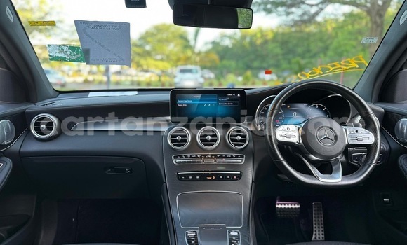 Nunua Imported Mercedes‒Benz GLC Coupe Nyeupe Gari ndani ya Dar es Salaam nchini Dar es Salaam Nunua Imported Mercedes‒Benz GLC Coupe Nyeupe Gari ndani ya Dar es Salaam nchini Dar es Salaam