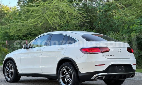 Nunua Imported Mercedes‒Benz GLC Coupe Nyeupe Gari ndani ya Dar es Salaam nchini Dar es Salaam Nunua Imported Mercedes‒Benz GLC Coupe Nyeupe Gari ndani ya Dar es Salaam nchini Dar es Salaam