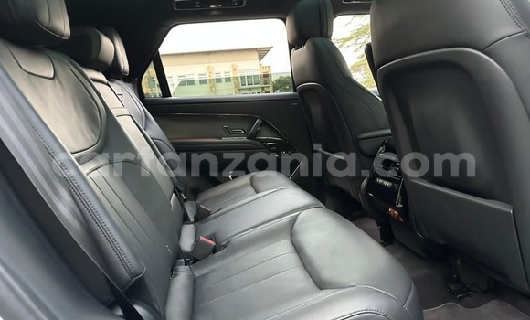 Nunua Imported Land Rover Range Rover Sport Nyeupe Gari ndani ya Dar es Salaam nchini Dar es Salaam Nunua Imported Land Rover Range Rover Sport Nyeupe Gari ndani ya Dar es Salaam nchini Dar es Salaam