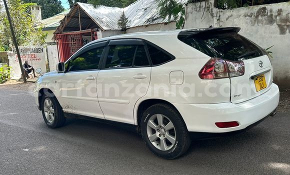 Nunua Ilio tumika Toyota Harrier Nyeupe Gari ndani ya Dar es Salaam nchini Dar es Salaam Nunua Ilio tumika Toyota Harrier Nyeupe Gari ndani ya Dar es Salaam nchini Dar es Salaam