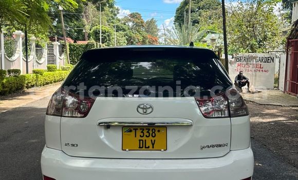 Nunua Ilio tumika Toyota Harrier Nyeupe Gari ndani ya Dar es Salaam nchini Dar es Salaam Nunua Ilio tumika Toyota Harrier Nyeupe Gari ndani ya Dar es Salaam nchini Dar es Salaam