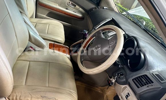 Nunua Ilio tumika Toyota Harrier Nyeupe Gari ndani ya Dar es Salaam nchini Dar es Salaam Nunua Ilio tumika Toyota Harrier Nyeupe Gari ndani ya Dar es Salaam nchini Dar es Salaam