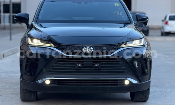 Nunua Imported Toyota Harrier Nyeusi Gari ndani ya Dar es Salaam nchini Dar es Salaam