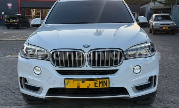 Nunua Imported BMW X5 Nyeupe Gari ndani ya Dar es Salaam nchini Dar es Salaam