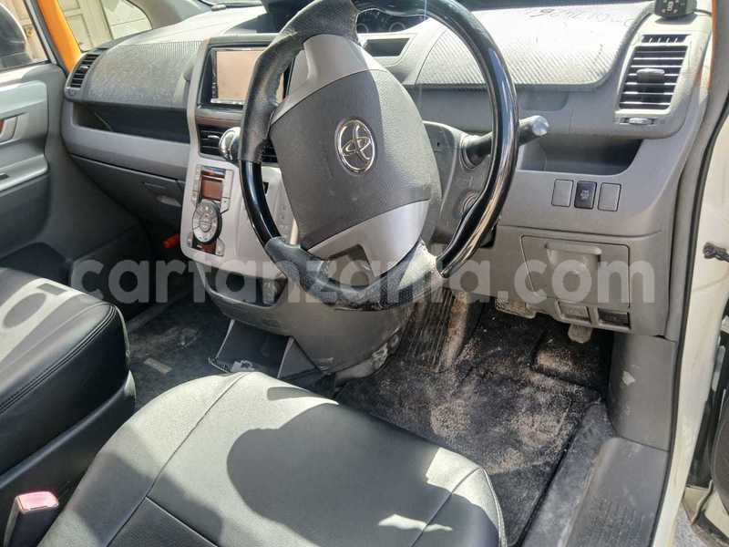Big with watermark toyota noah dar es salaam dar es salaam 32562