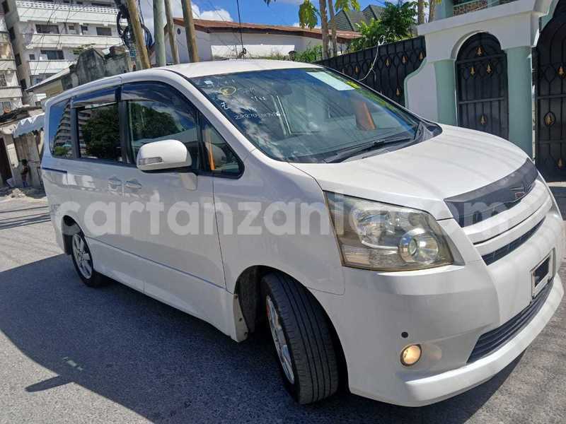 Big with watermark toyota noah dar es salaam dar es salaam 32562