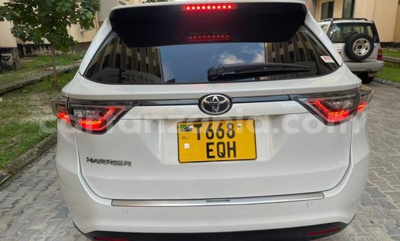 Buy Used Toyota Harrier White Car in Dar es Salaam in Dar es Salaam Buy Used Toyota Harrier White Car in Dar es Salaam in Dar es Salaam
