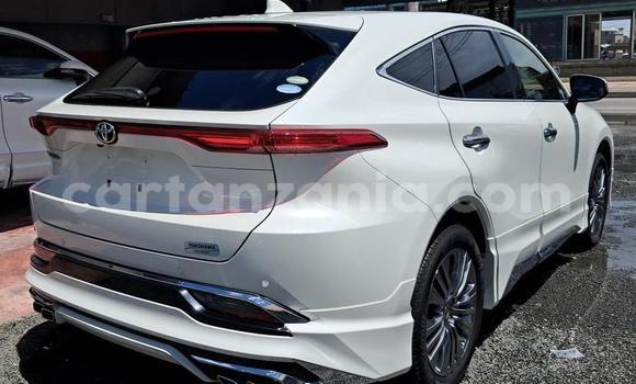 Nunua Mpya Toyota Harrier Nyeupe Gari ndani ya Dar es Salaam nchini Dar es Salaam Nunua Mpya Toyota Harrier Nyeupe Gari ndani ya Dar es Salaam nchini Dar es Salaam